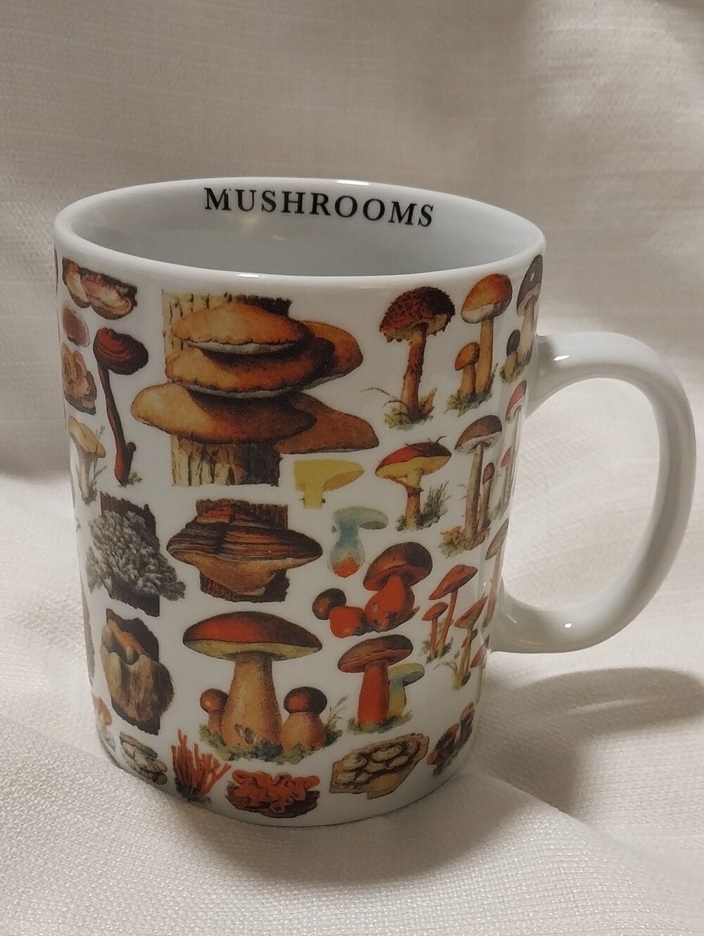 New York Puzzle Company Large Mushroom Mug